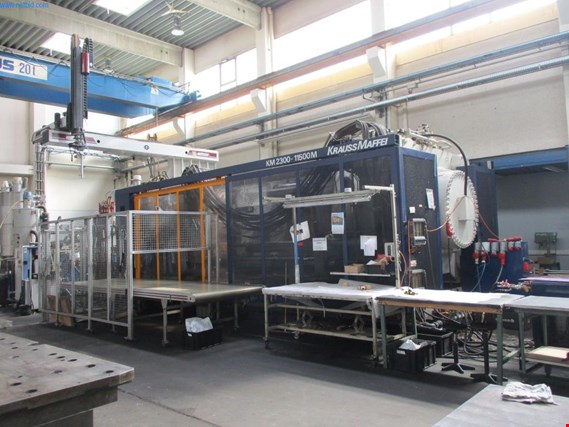 Used Krauss Maffei KM2300-11500M Plastic injection moulding machine for Sale (Online Auction) | NetBid Industrial Auctions