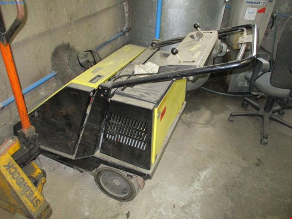Used Kärcher Sweeper for Sale (Auction Premium) | NetBid Industrial Auctions