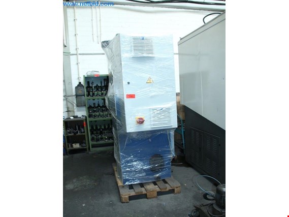 Bandschleifmaschine für Rohrschweißanlagen (Schweißlinie für Glasabstandhalter) gebraucht kaufen (Auction Premium) | NetBid Industrie-Auktionen