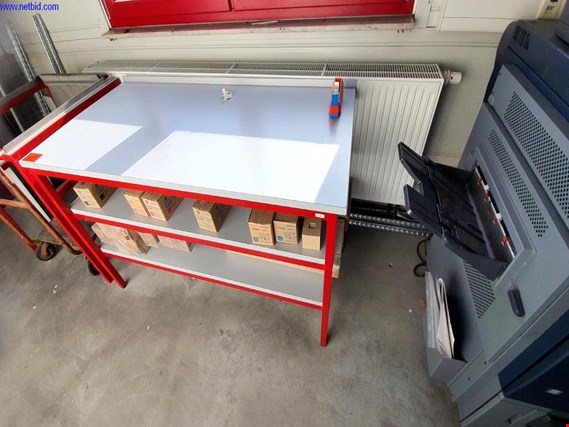 Used Delivery table for Sale (Trading Premium) | NetBid Industrial Auctions