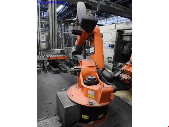 Used Kuka KR150F/2 6-axis industrial robot for Sale (Auction Premium) | NetBid Industrial Auctions