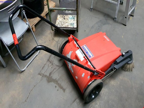 Used Hako Manual road sweeper for Sale (Auction Premium) | NetBid Industrial Auctions