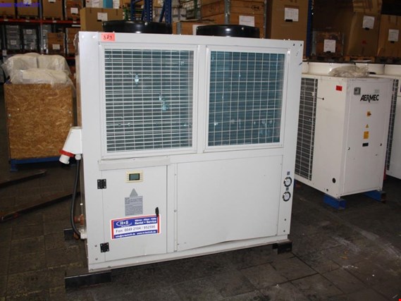 Used HWAC12H Chiller for Sale (Auction Premium) | NetBid Industrial Auctions