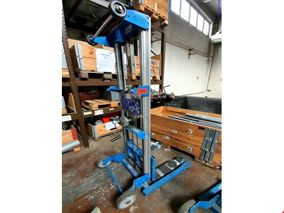 Used Genie GL10 Lifting aid for Sale (Auction Premium) | NetBid Industrial Auctions