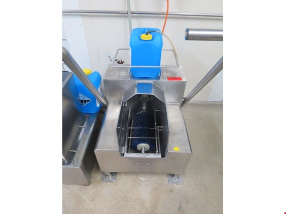Used Shoe sole cleaning machine for Sale (Auction Premium) | NetBid Industrial Auctions