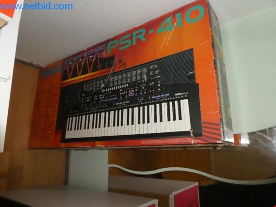 Used Yamaha PSR-410 Keyboard for Sale (Auction Premium) | NetBid Industrial Auctions