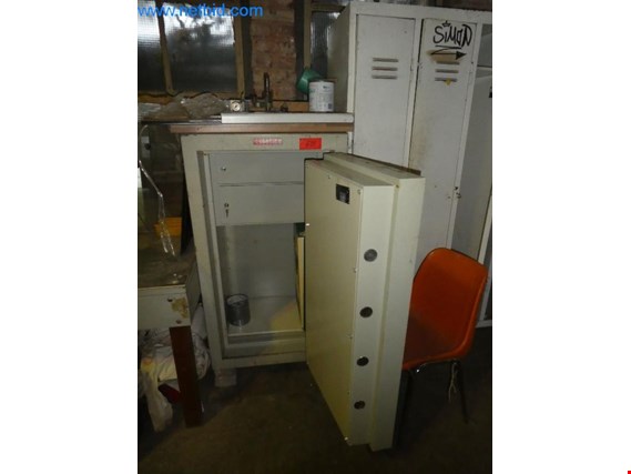 Used Kellner Strongbox / Safe for Sale (Auction Premium) | NetBid Industrial Auctions