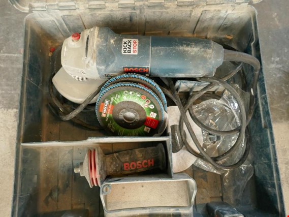 Used Bosch GWS11-125CIE Professional Angle grinder for Sale (Auction Premium) | NetBid Industrial Auctions