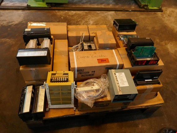Used Genius 1 Posten Switch control cabinet accessories for Sale (Auction Premium) | NetBid Industrial Auctions
