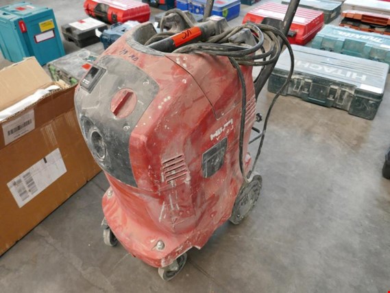 Used Hilti VC40-U Industrial vacuum cleaner for Sale (Auction Premium) | NetBid Industrial Auctions