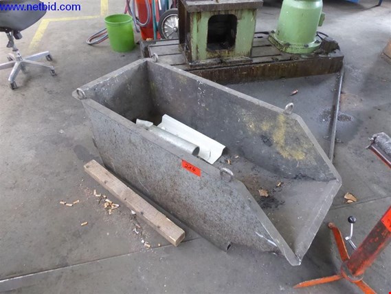 Used Garbage can for Sale (Auction Premium) | NetBid Industrial Auctions
