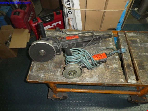 Used AEG Two-hand angle grinder for Sale (Auction Premium) | NetBid Industrial Auctions