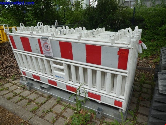 Used 34 Construction site barriers for Sale (Auction Premium) | NetBid Industrial Auctions