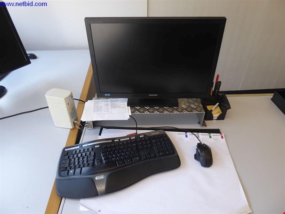 Used Samsung SA450 24" monitor for Sale (Auction Premium) | NetBid Industrial Auctions