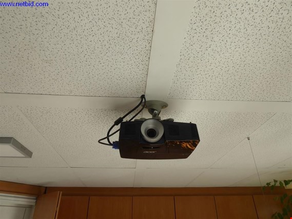 Used Acer X113PH DLP projector for Sale (Auction Premium) | NetBid Industrial Auctions