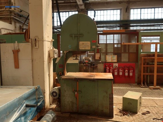 Used TOS Svitavy BPN band saw (23305) for Sale (Auction Premium) | NetBid Industrial Auctions