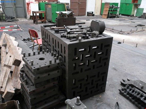 Used workpiece clamping block for Sale (Auction Premium) | NetBid Industrial Auctions