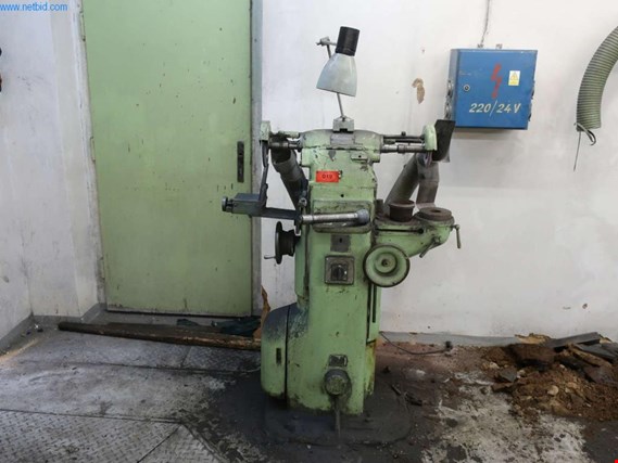 Used BLANICKE STROJERNY N-1 tool grinding machine for Sale (Auction Premium) | NetBid Industrial Auctions