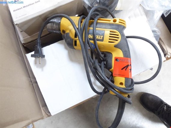 Used Bosch GWS1100 Angle grinder for Sale (Auction Premium) | NetBid Industrial Auctions