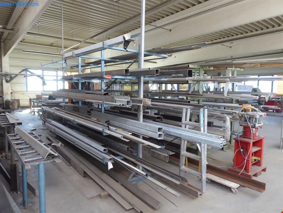 Used 3 Cantilever racking for Sale (Auction Premium) | NetBid Industrial Auctions