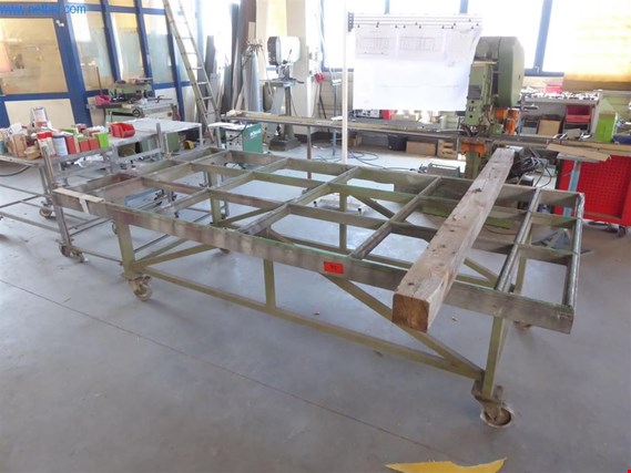 Used Assembly work table for Sale (Trading Premium) | NetBid Industrial Auctions