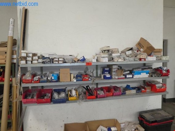 Used Wall shelf for Sale (Auction Premium) | NetBid Industrial Auctions