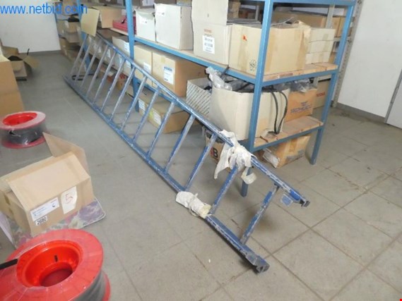 Used Wooden extension ladder for Sale (Auction Premium) | NetBid Industrial Auctions