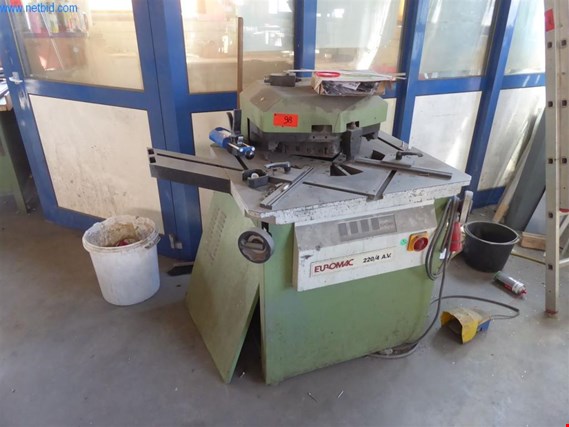 Used Euromac 220/4 A.V. Corner crimping press for Sale (Auction Premium) | NetBid Industrial Auctions