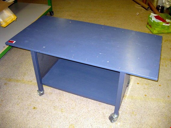Used Small mobile work table for Sale (Auction Premium) | NetBid Industrial Auctions