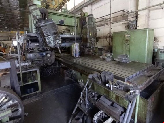 Maschinen und Einrichtungen eines deutschen Metallbauunternehmens