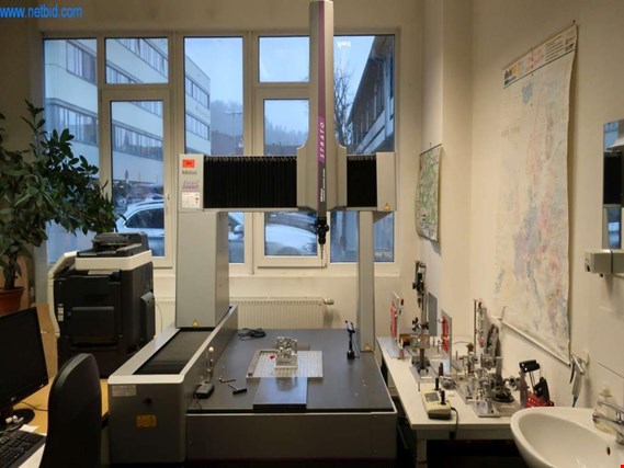Used Mitutoyo Euro-C 9106/FAL-A910 coordinate measuring machine for Sale (Trading Premium) | NetBid Industrial Auctions