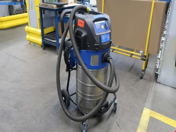 Used Nilfisk Alto Atix 9 / Atix 751-71MWF 2 wet/dry vacuum cleaners for Sale (Auction Premium) | NetBid Industrial Auctions