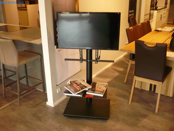 Blaupunkt Flatscreen-tv 32" gebruikt kopen (Online Auction) | NetBid industriële Veilingen