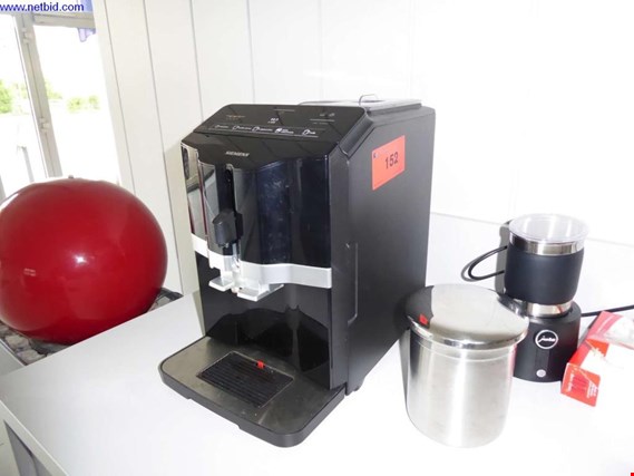 Used Siemens EQ.3S100 Fully automatic coffee machine for Sale (Auction Premium) | NetBid Industrial Auctions