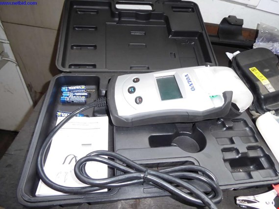 Used Volvo BT3300 Battery tester for Sale (Auction Premium) | NetBid Industrial Auctions