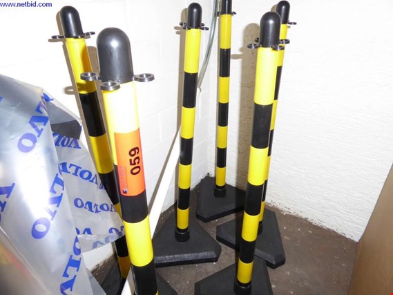 Used 6 Plastic barrier posts for Sale (Auction Premium) | NetBid Industrial Auctions