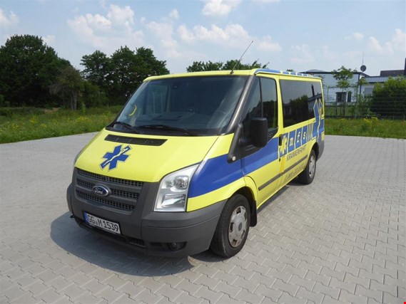 Ford Transit 2,2 TDCi Transporter / Ambulanzmobil kupisz używany(ą) (Auction Premium) | NetBid Polska
