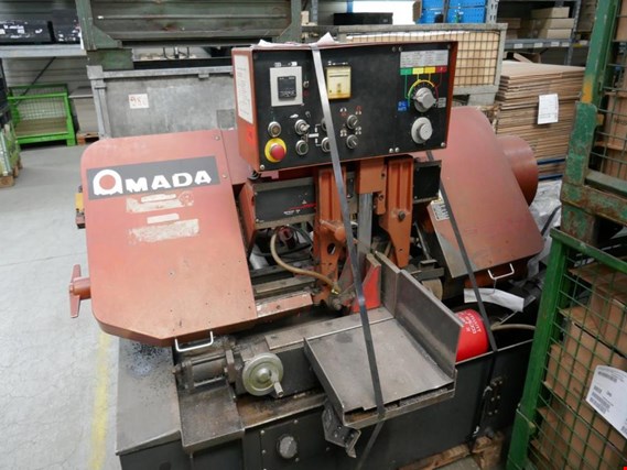 Used Amada HA250W horizontal band saw for Sale (Auction Premium) | NetBid Industrial Auctions