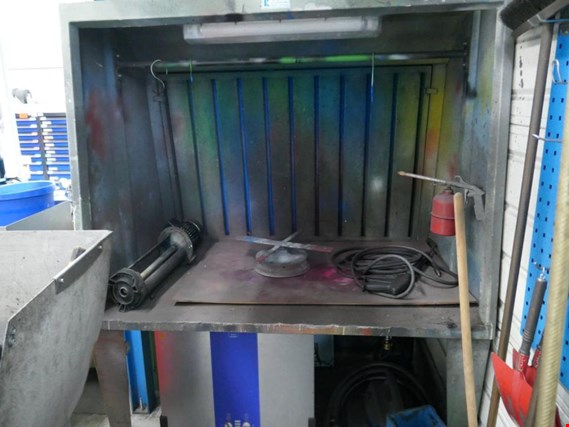 Used Table-top paint extraction booth for Sale (Trading Premium) | NetBid Industrial Auctions