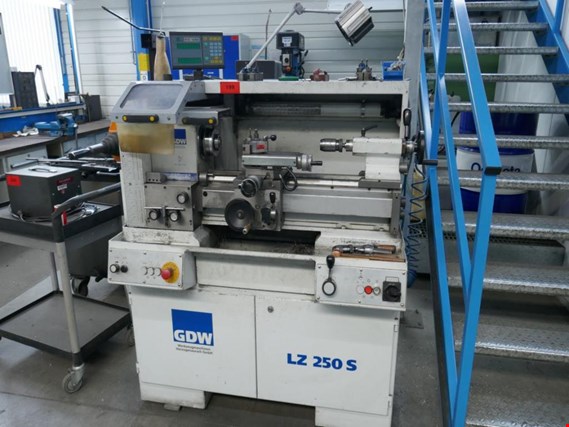 Used GDW LZ250 center lathe for Sale (Trading Premium) | NetBid Industrial Auctions