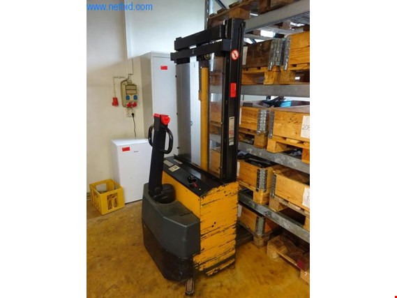 Used MIC G100B 290T Electric pedestrian pallet truck for Sale (Auction Premium) | NetBid Industrial Auctions