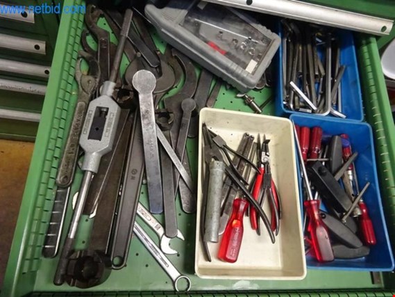 Huni Werkzeugschrank gebraucht kaufen (Trading Premium) | NetBid Industrie-Auktionen