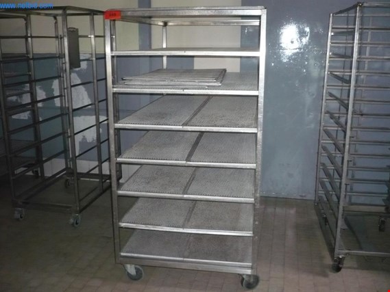 Used Baking trolley for Sale (Trading Premium) | NetBid Industrial Auctions