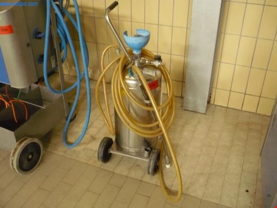 Used Foam cleaning device for Sale (Auction Premium) | NetBid Industrial Auctions