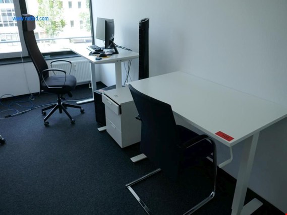 Used 2 Desks for Sale (Auction Premium) | NetBid Industrial Auctions