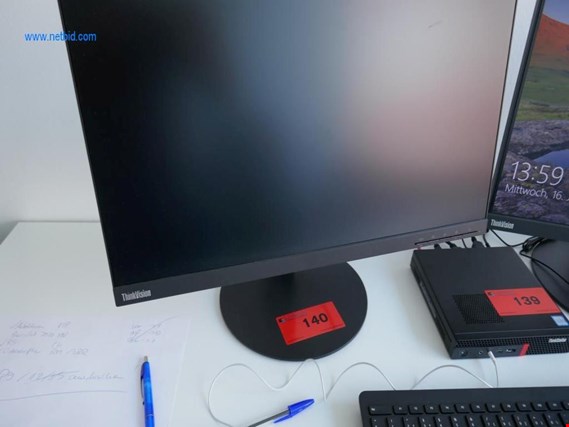 Used Lenovo Thinkstation 2 22" monitors for Sale (Auction Premium) | NetBid Industrial Auctions