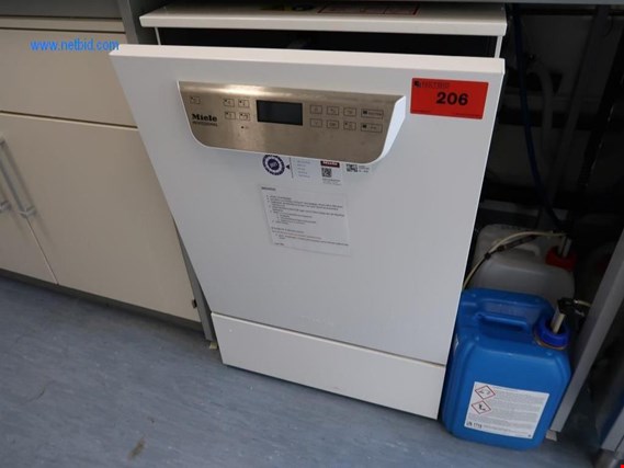 Used Miele Dishwasher for Sale (Auction Premium) | NetBid Industrial Auctions