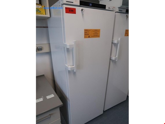 Used Liebherr MediLine Refrigerator for Sale (Auction Premium) | NetBid Industrial Auctions
