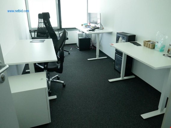 Used 3 Desks for Sale (Auction Premium) | NetBid Slovenija