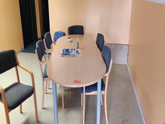 Used Dining / meeting table for Sale (Trading Premium) | NetBid Industrial Auctions
